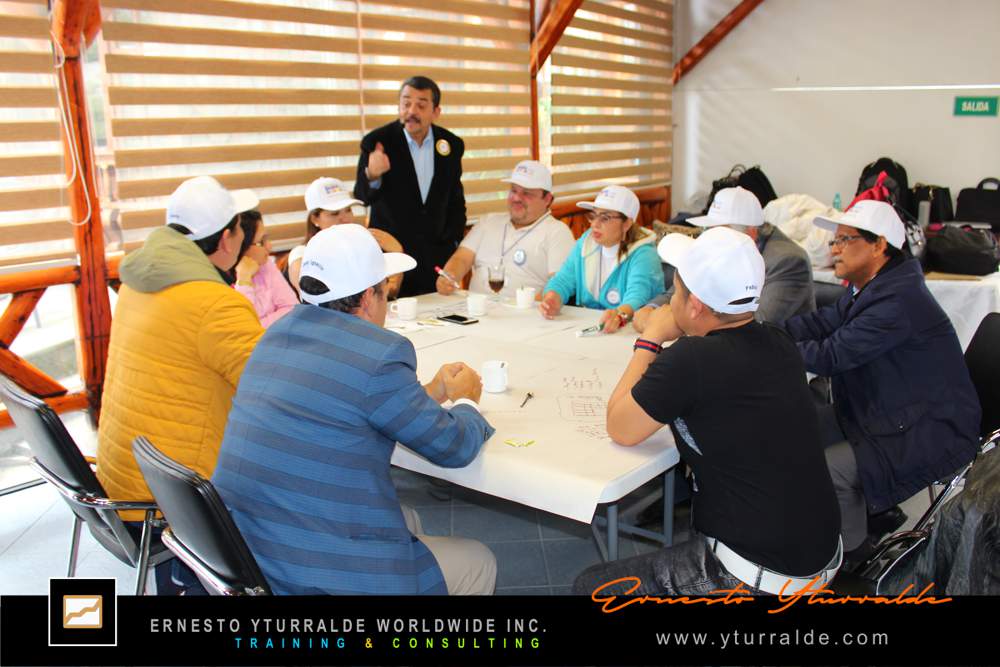 Buen trato al paciente con calidad y calidez - Taller Experiencial con Ernesto Yturralde